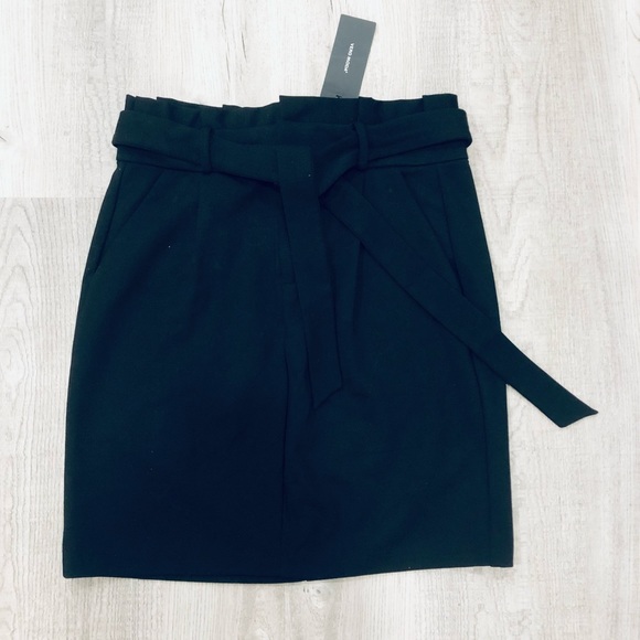 NWT Vero Moda Paperbag Mini Skirt Small - Picture 2 of 8